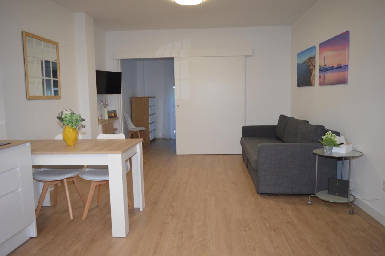Floridos Playa Piso Reformado De 2 Habitaciones A 50M De La Playa La Cala Del Moral Ngoại thất bức ảnh